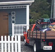 キッチンリフォームやエクステリア工事を行います